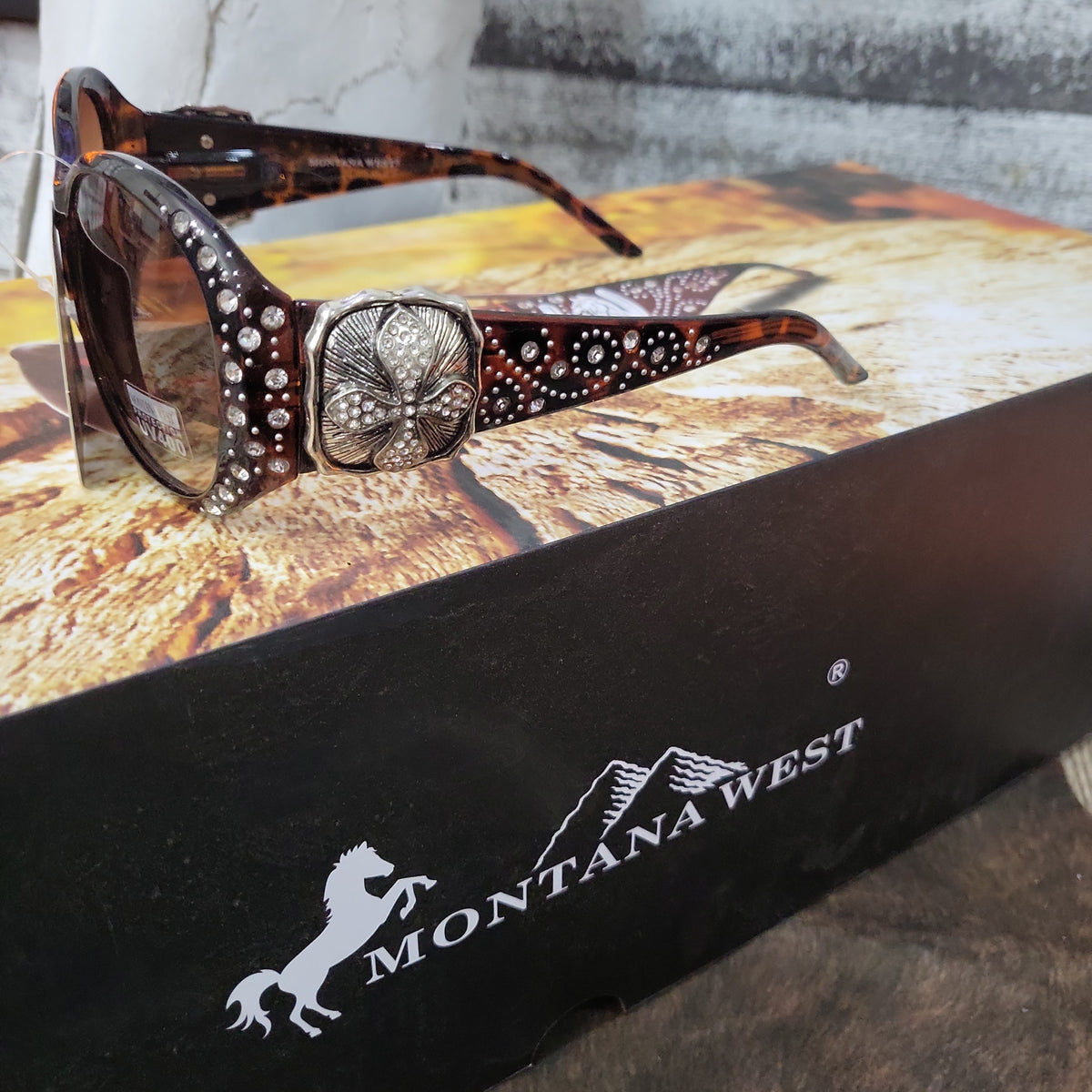 Montana West Western Collection Cross Sunglasses